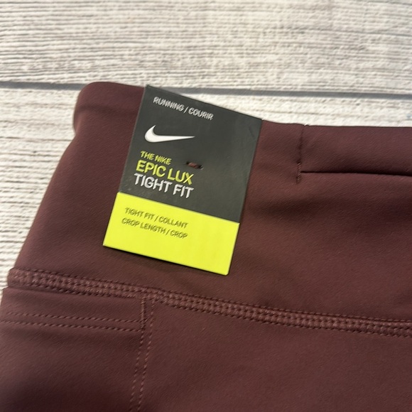 Women’s Nike Dri-Fit Running Crop length Epic Lux leggings size M - Picture 12 of 16